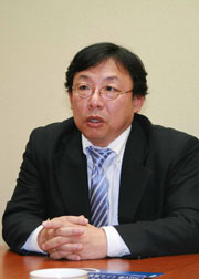 集英社　武田冬門氏