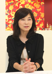 松野潤子氏