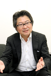 井上肇氏