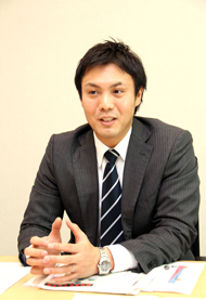 吉田大輔氏