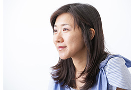 松井恵里氏