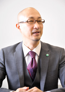 橋詰　透氏