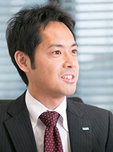 藤川悠樹氏