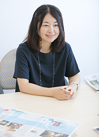 伊東綾子氏