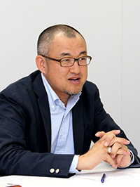 田中伸明氏