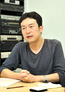 藤井徹氏