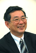 石崎裕氏