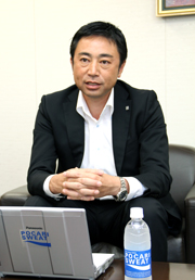 上野隆信氏