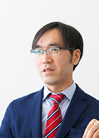 中村干城氏