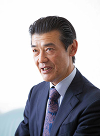 岡本圭祐氏