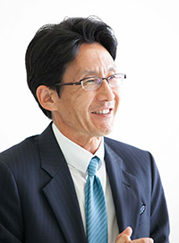 笹野和泉氏