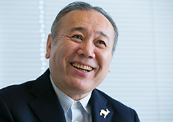 太田伸之氏