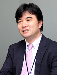 野上　章氏