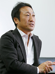 酒井直人氏