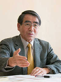 鈴木　勝氏