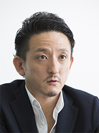 星野大輔氏