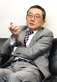 杉山恒太郎氏